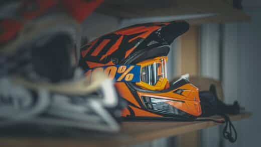 Comment savoir si un casque de moto-cross est homologué ?